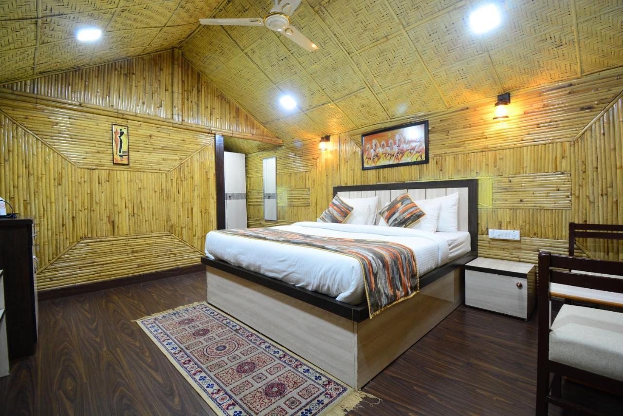 Hotel Bamboo Castle Dzsaipur Kültér fotó