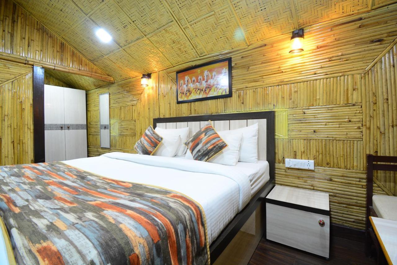 Hotel Bamboo Castle Dzsaipur Kültér fotó