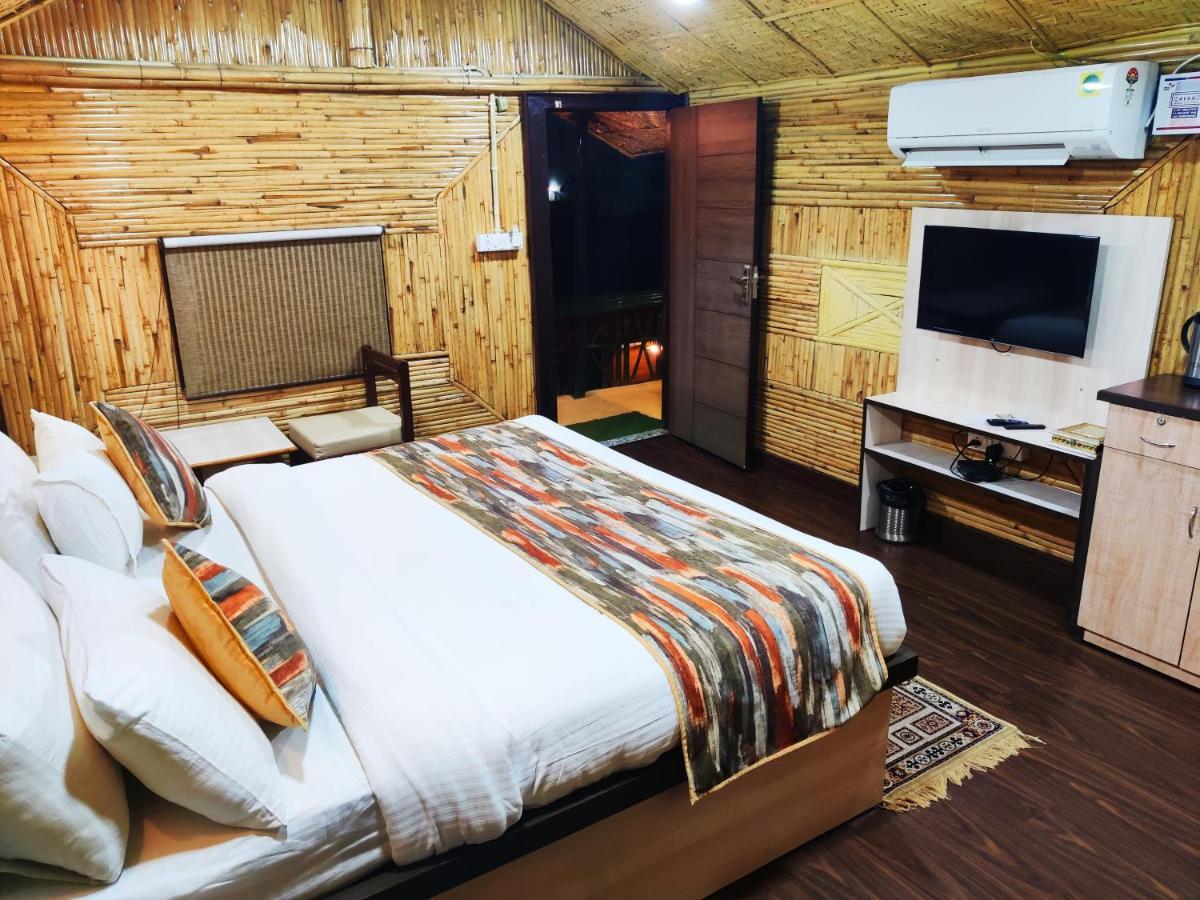 Hotel Bamboo Castle Dzsaipur Kültér fotó