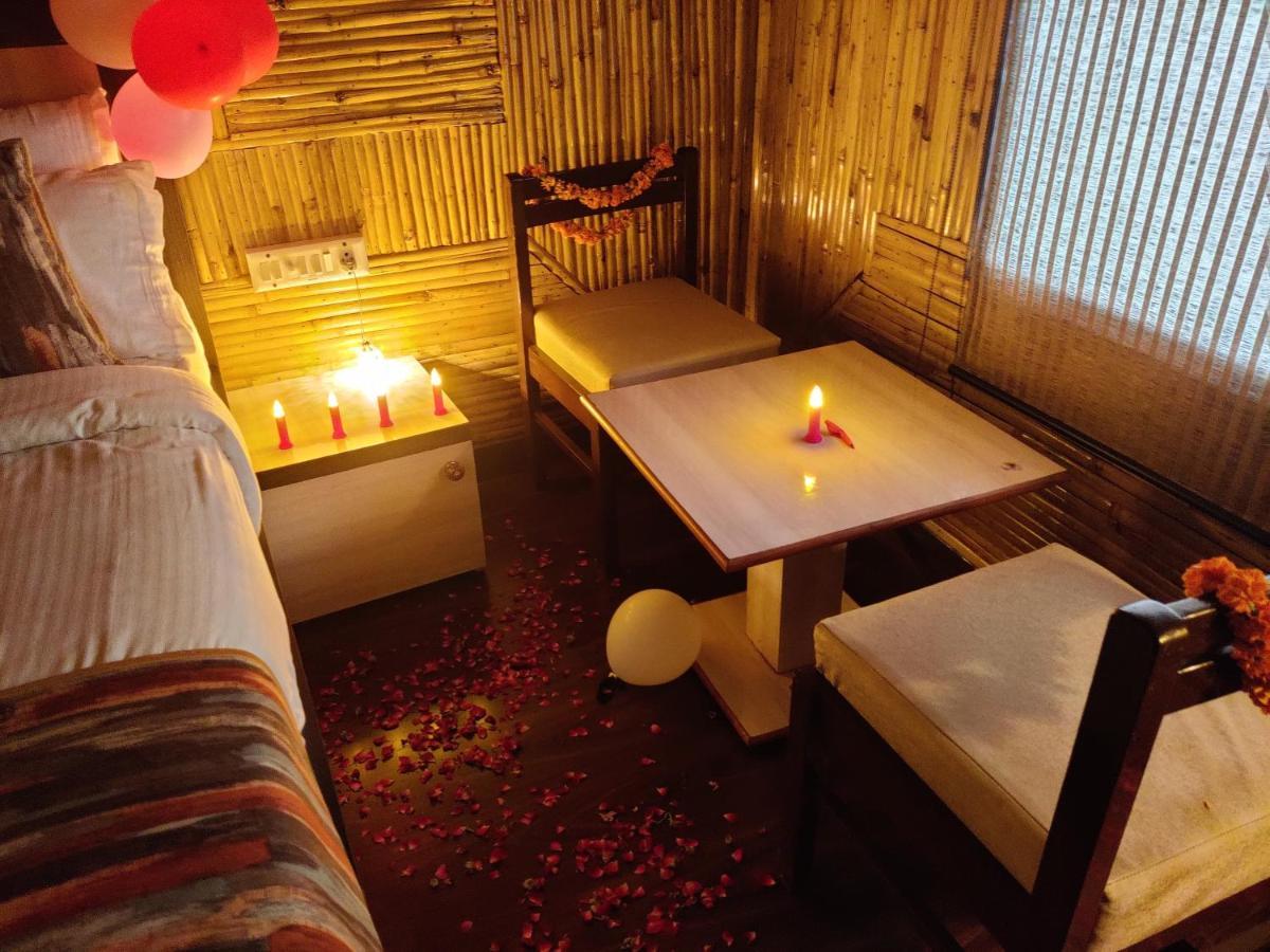 Hotel Bamboo Castle Dzsaipur Kültér fotó
