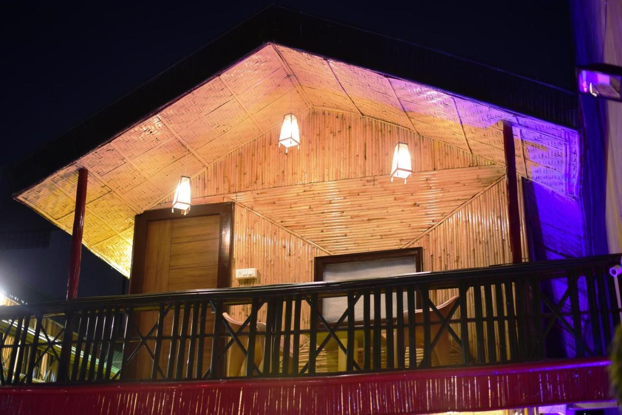 Hotel Bamboo Castle Dzsaipur Kültér fotó